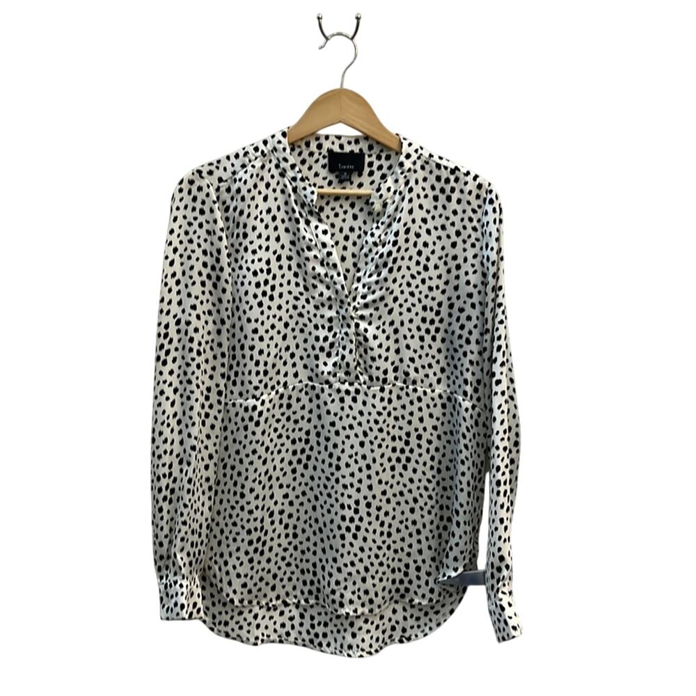 Lumiere Long Sleeve Lightweight High-low blouse Size Medium